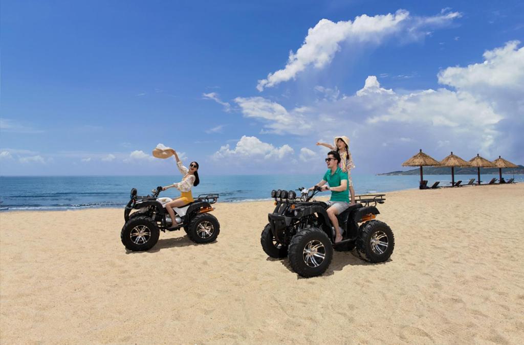 Howard Johnson Sandalwoods Resort Huizhou Huidong Bagian luar foto