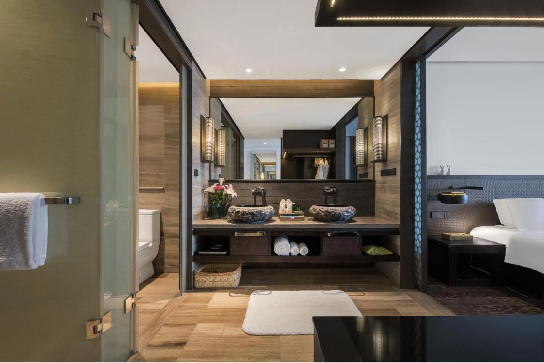 Howard Johnson Sandalwoods Resort Huizhou Huidong Bagian luar foto