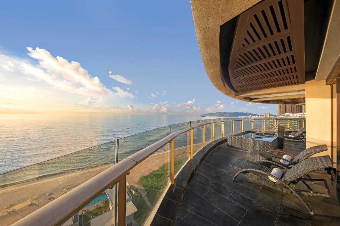 Howard Johnson Sandalwoods Resort Huizhou Huidong Bagian luar foto