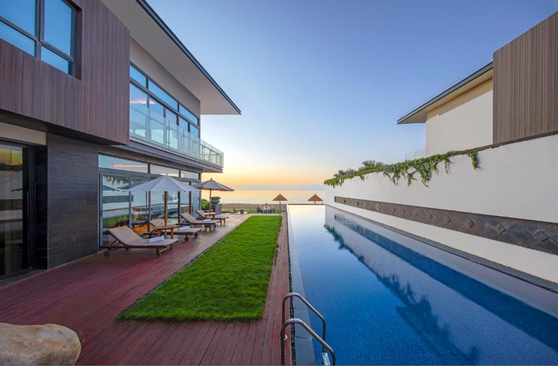 Howard Johnson Sandalwoods Resort Huizhou Huidong Bagian luar foto