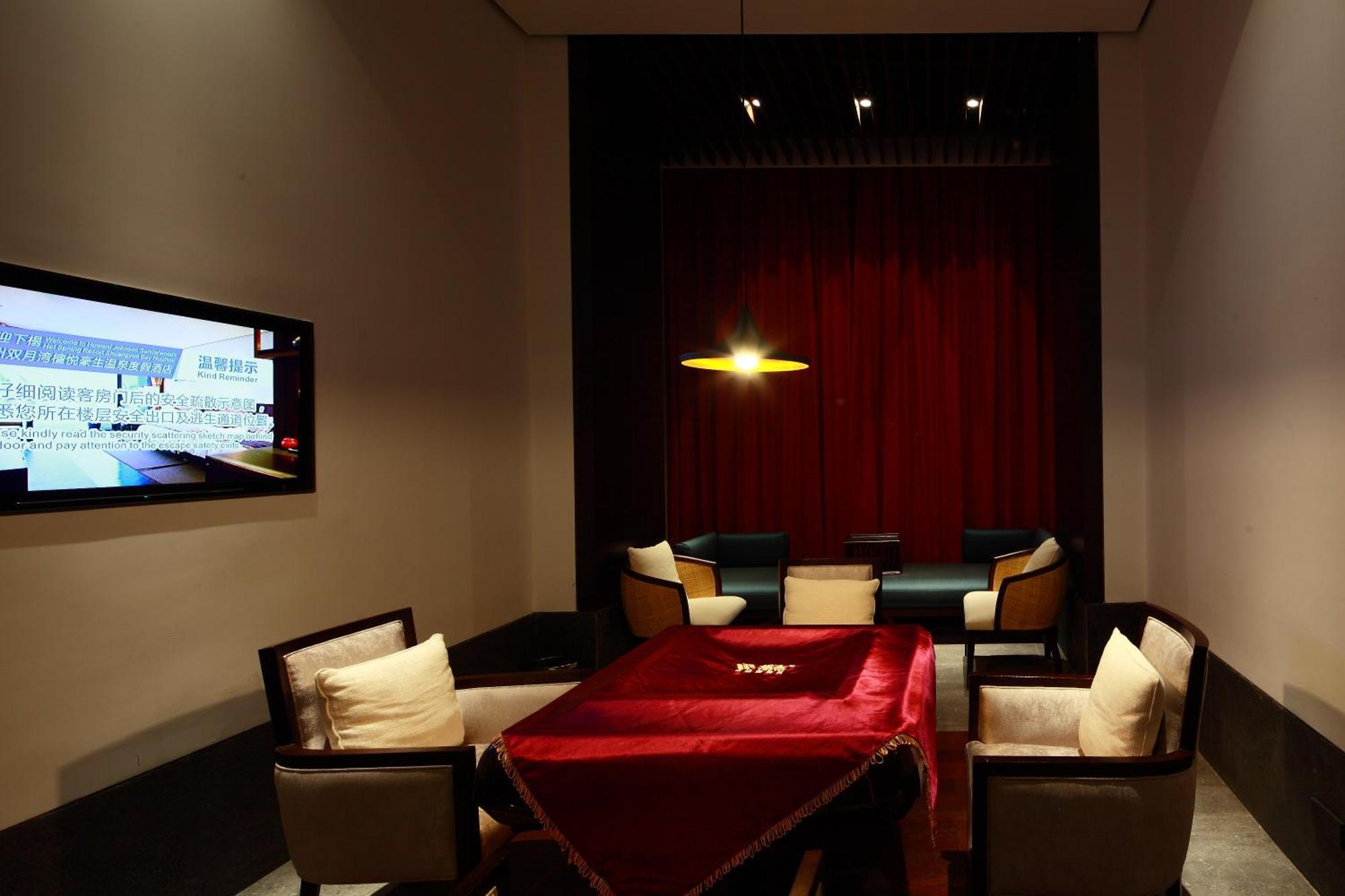 Howard Johnson Sandalwoods Resort Huizhou Huidong Bagian luar foto