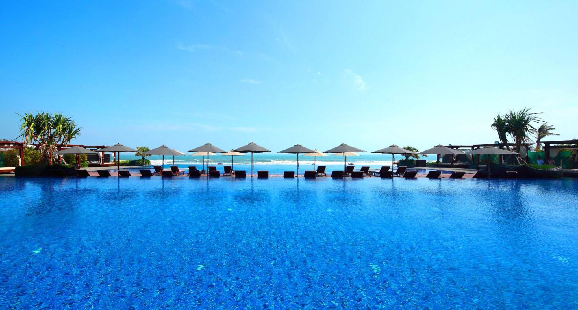 Howard Johnson Sandalwoods Resort Huizhou Huidong Bagian luar foto